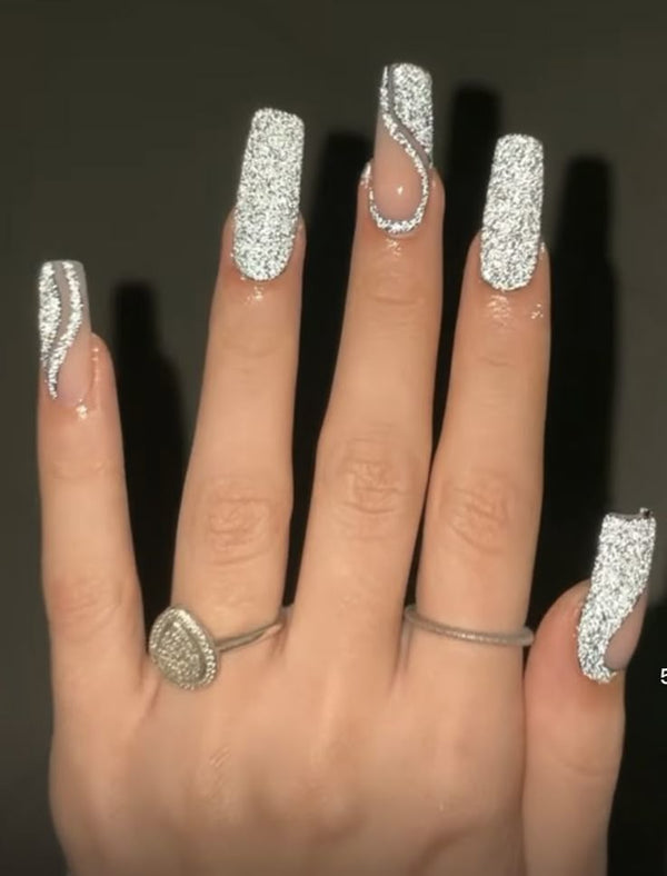Glitter silver glamourous nails