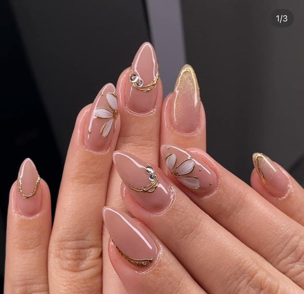 Blossom Charm Nude