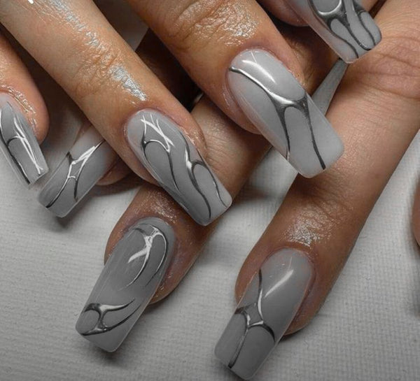 Grey nails with silver abstract